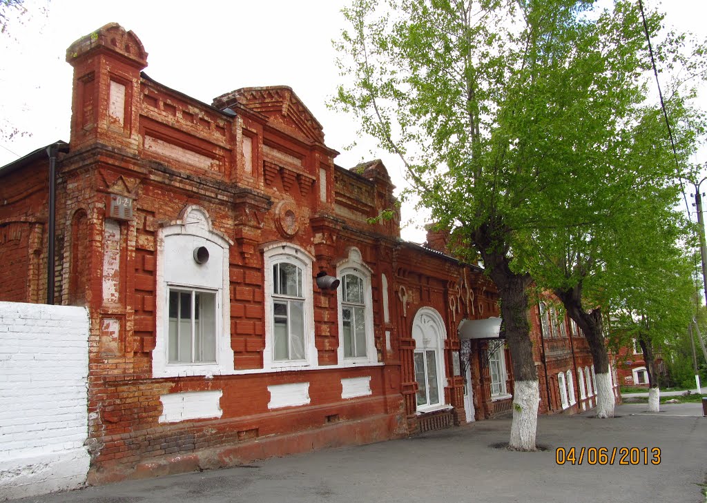 10 Patushinskiy St.