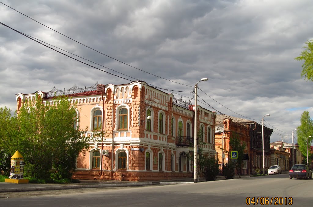 Lenin St.