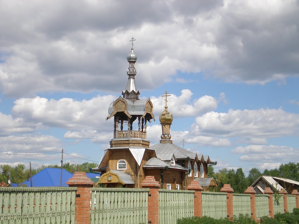 Свято-Духовский храм в Курагино