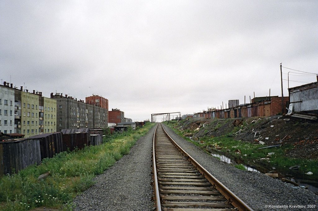 Railroad to the north, Dudinka, July 2007