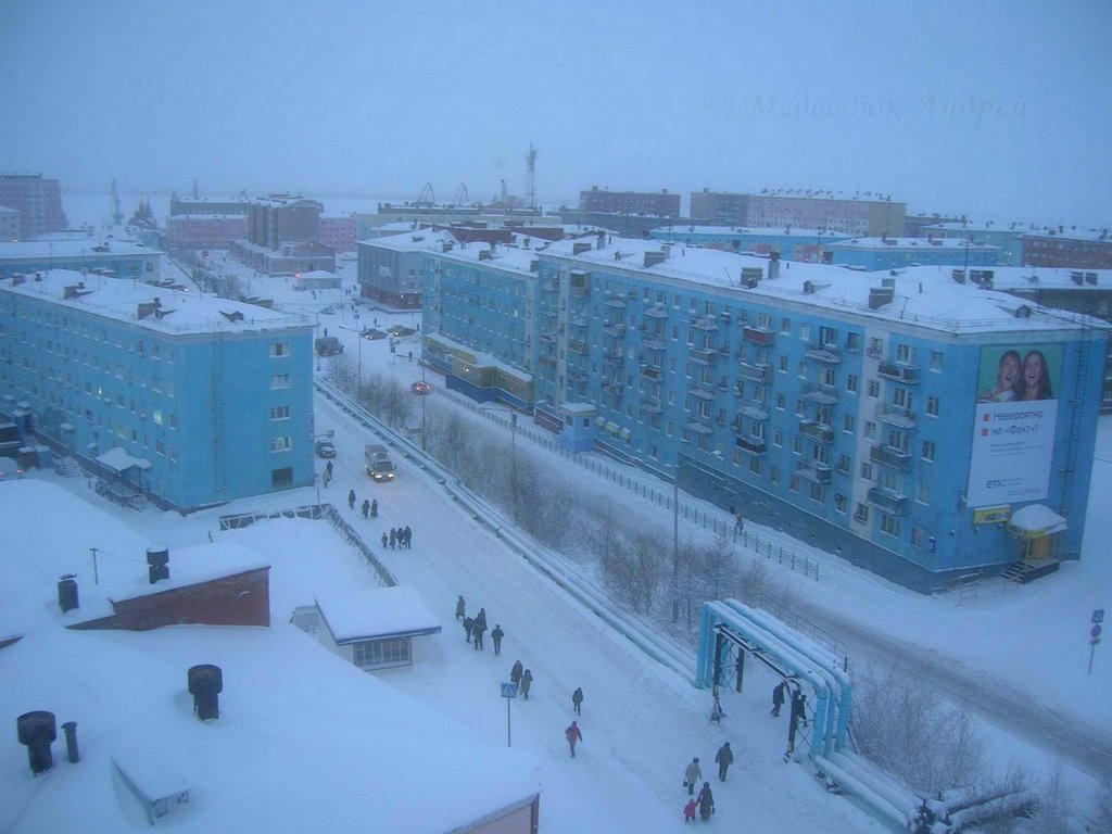 Дудинка. Центральная улица.