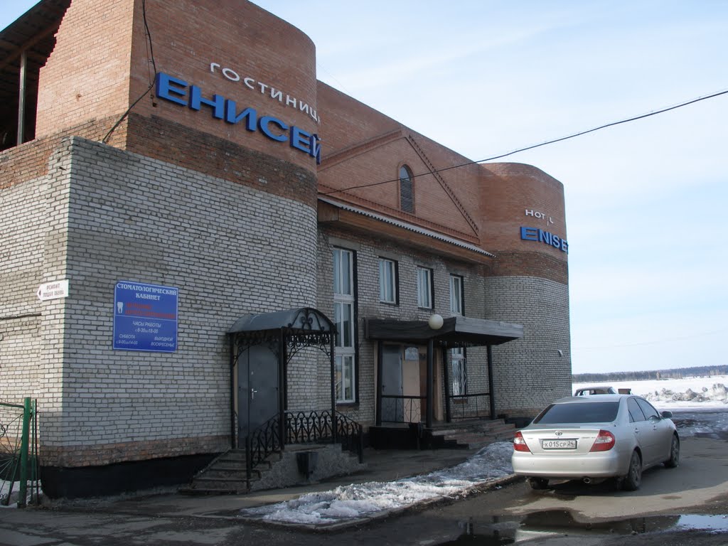 Енисейск, гостиница на берегу