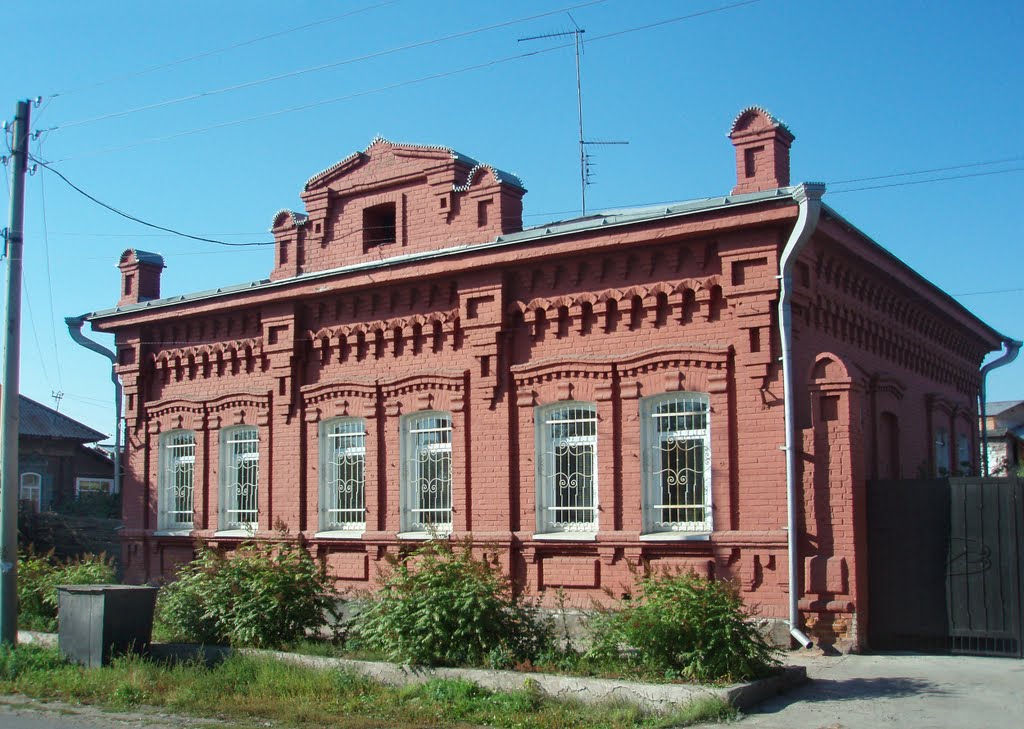 House on Podsinskaya street #71
