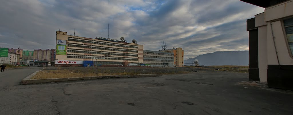 Дом Быта by T-chetverty. 2010