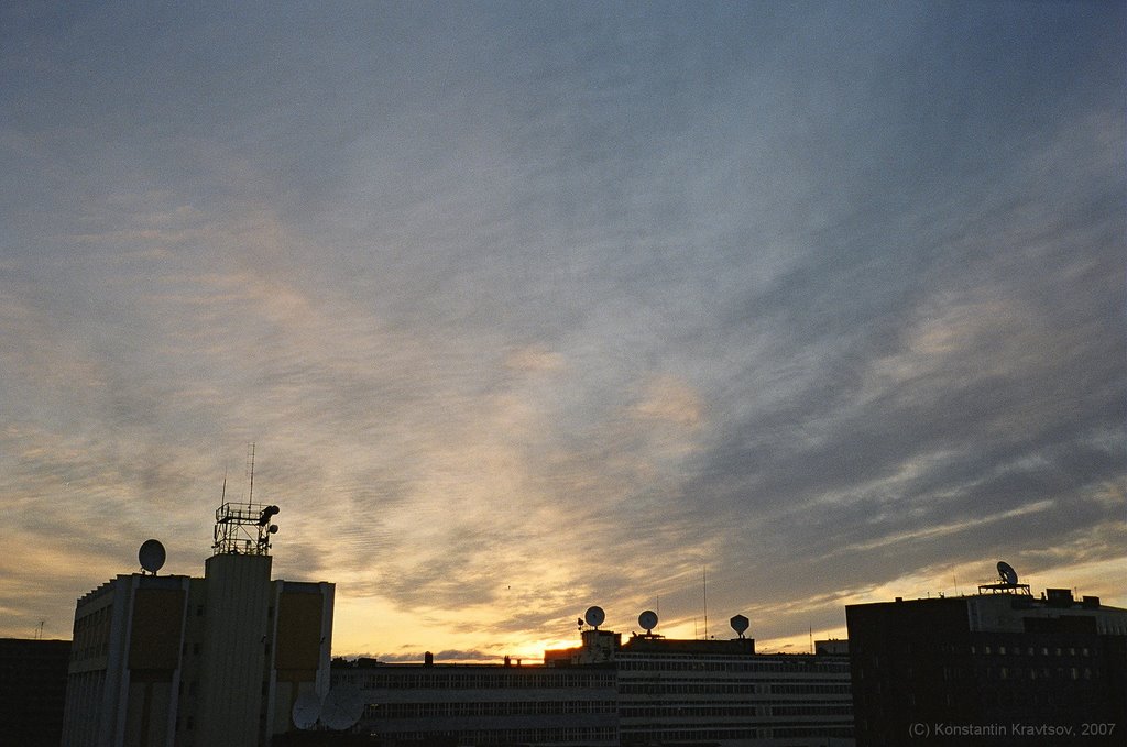 Summer night sky and the sun, view from Gora, Summer night in Norilsk, July 2007