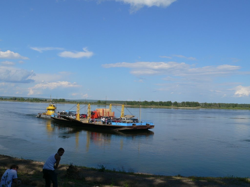 Паром через Енисей