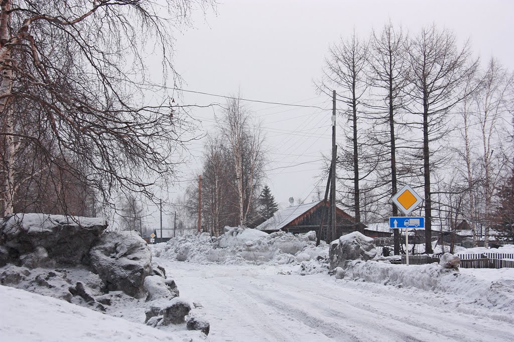 Много снега.