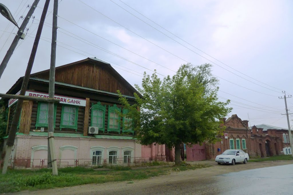 Далматово. Банк в деревянном доме.