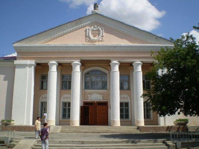 Каргаполье. Дворец культуры.
