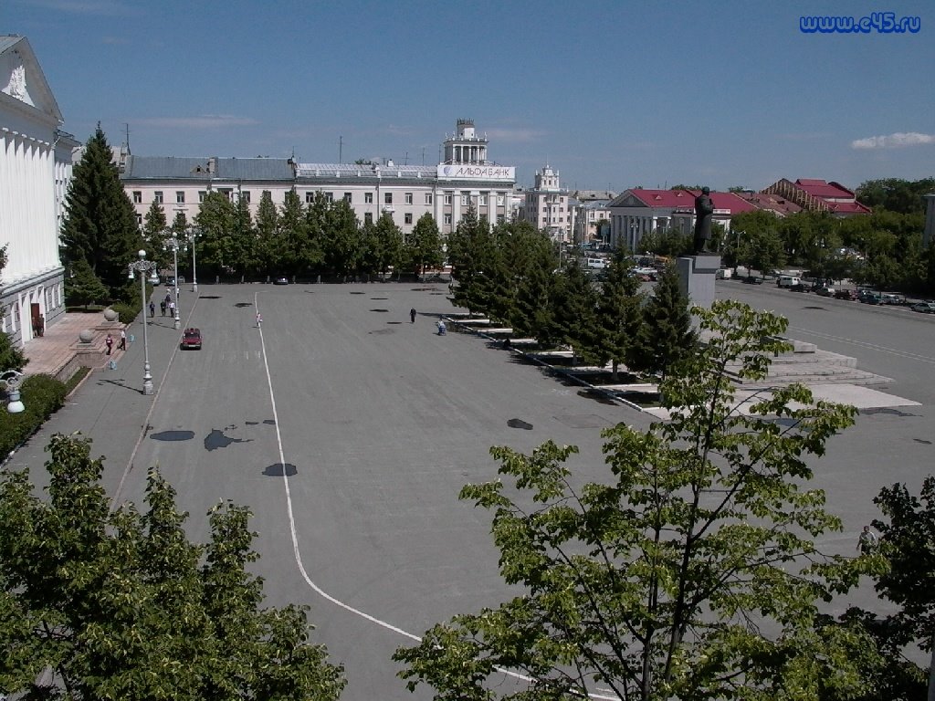 Центральная площадь им. Ленина
