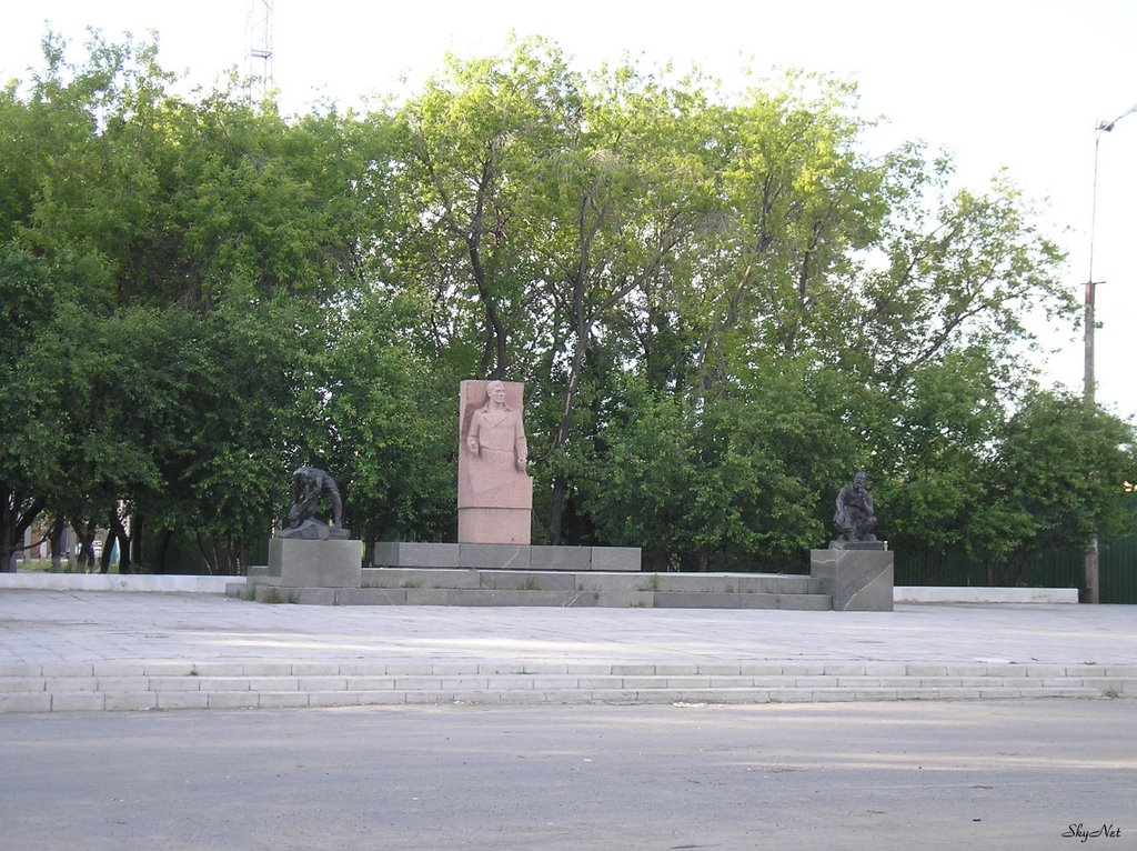 Памятник Шадру (27.06.2007)
