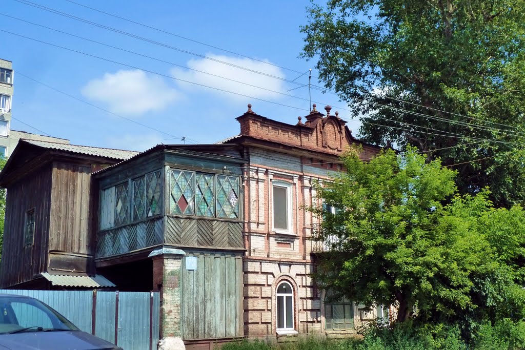 Шадринск. Старинный дом.