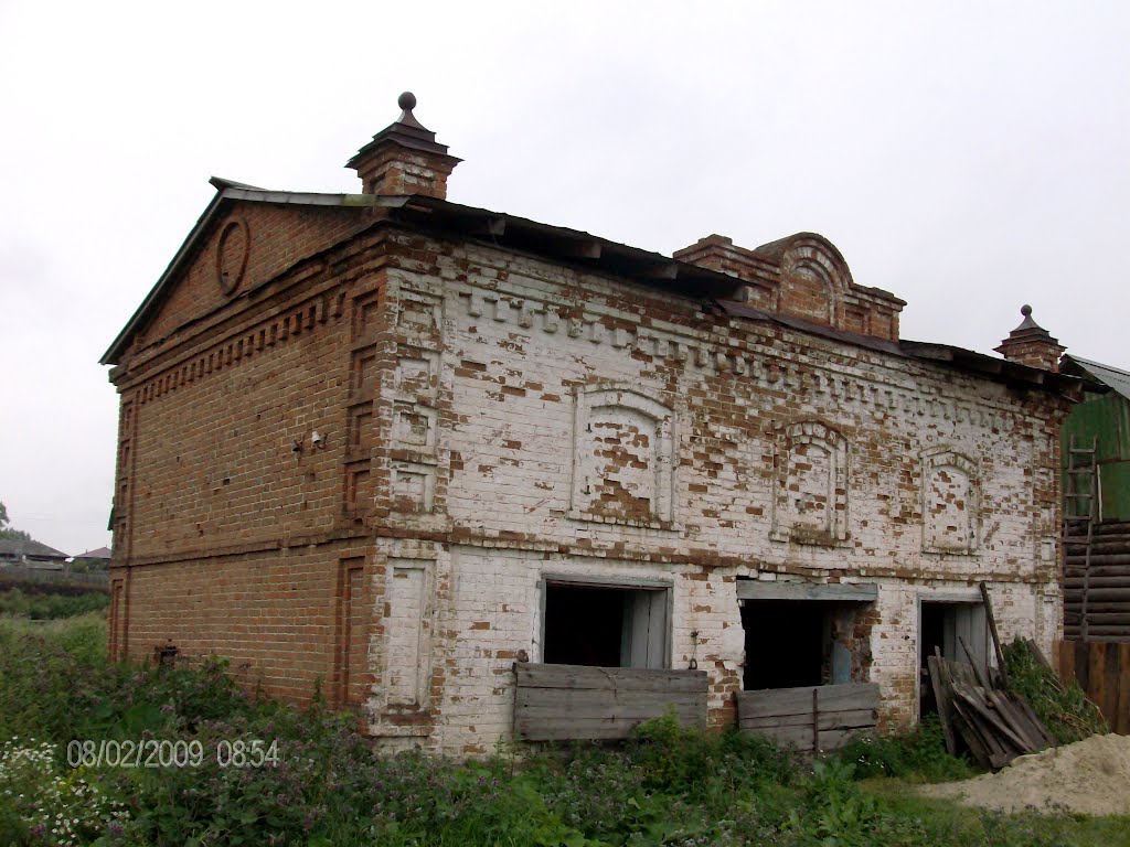 Старый амбар по Собениной