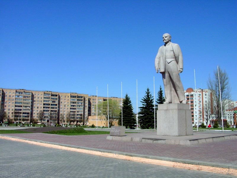Lenin Statue