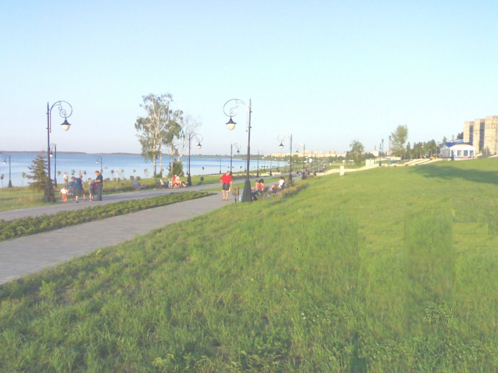 Набережная в Курчатове
