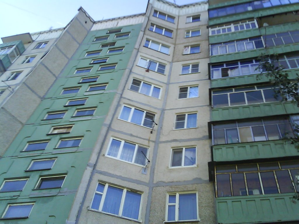Одна из первых 10 этажек