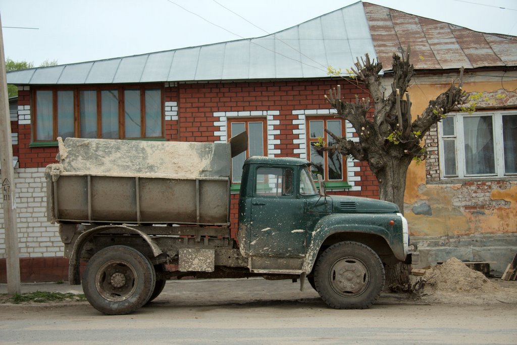 мускулистый )