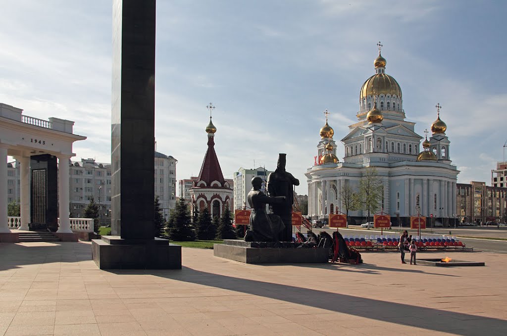 У Вечного огня в Саранске