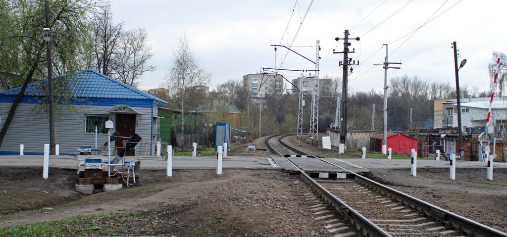 Railway crossing Bolshevo-Yubileyniy