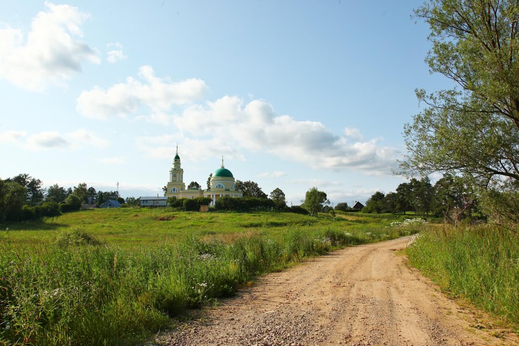 Храм Архистратига Божия Михаила 1822г. архитектор О.И.Бове
