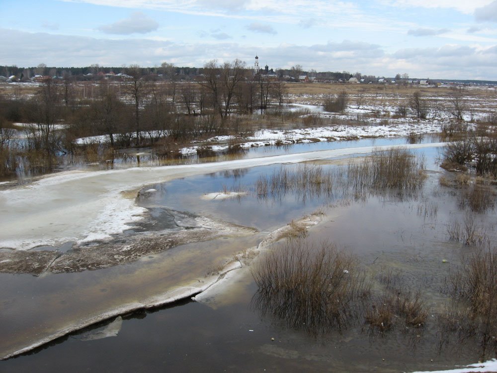 River Nerskaya (Речка Нерская около дер Ашитково)