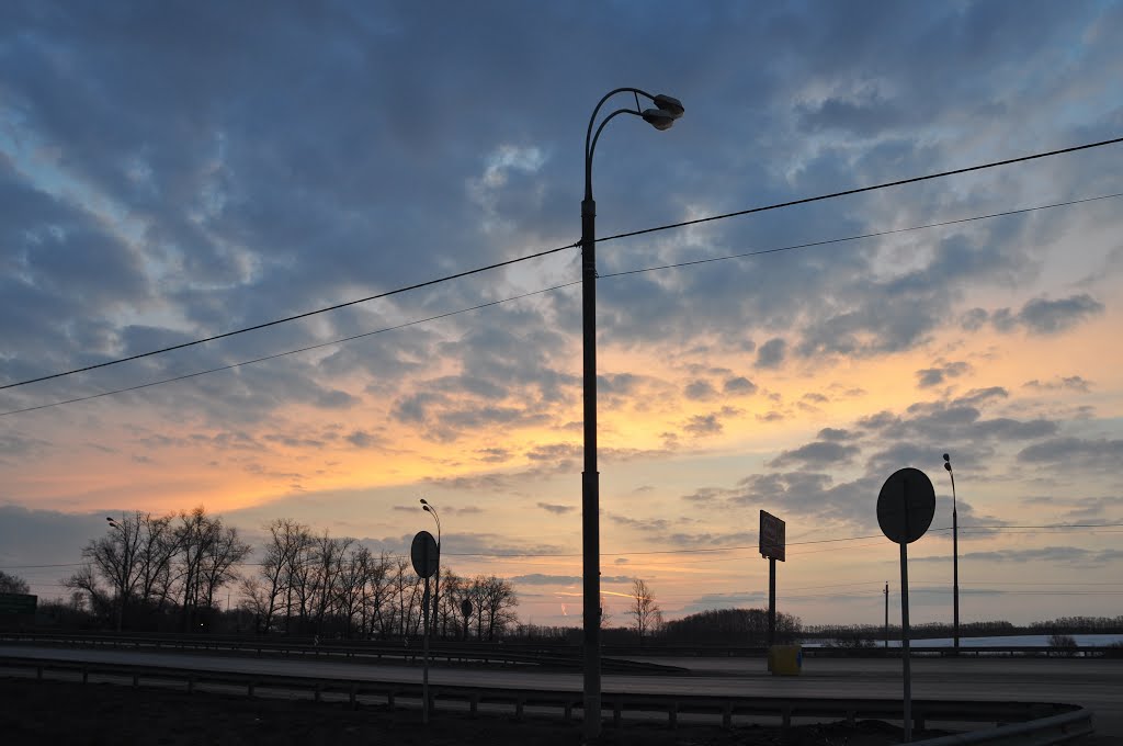 Рассвет у МКАДа / Dawn at the Moscow Ring Road