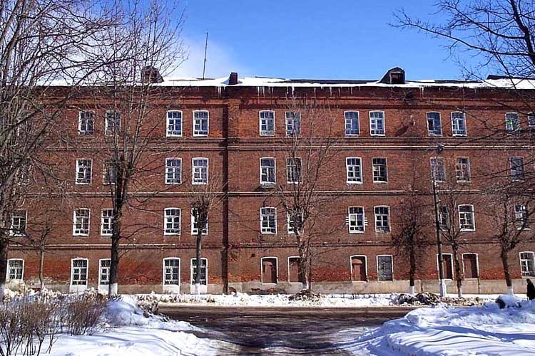 Рабочие казармы в Высоковске