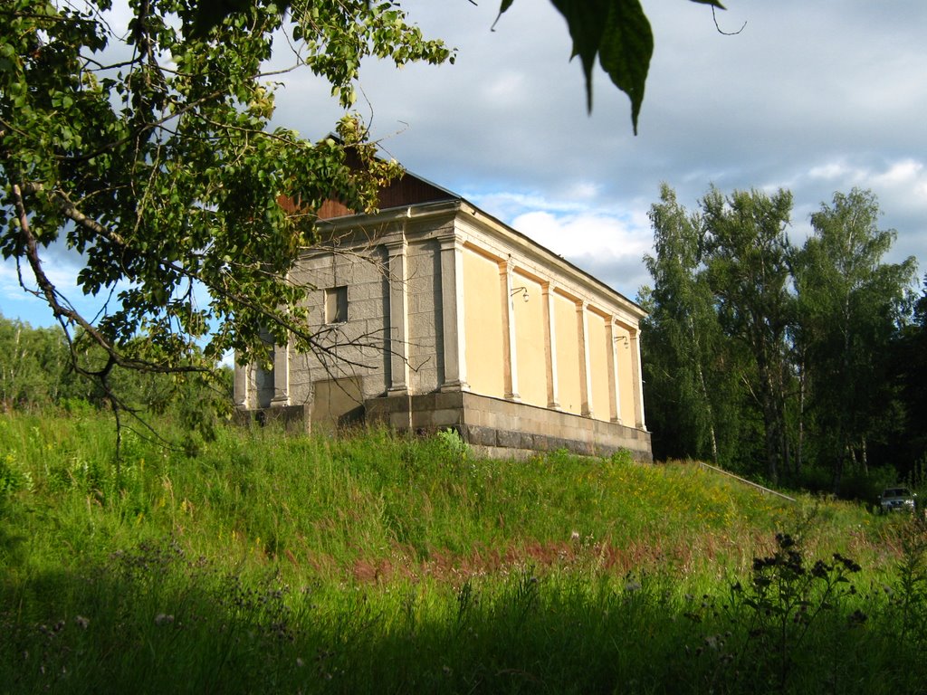 Плотина Яхромского вдхр