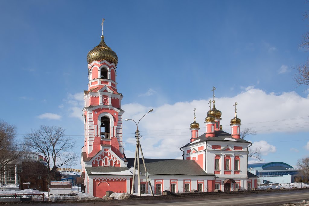 Дмитров: Храм Сретения Господня  Church of the Candlemas