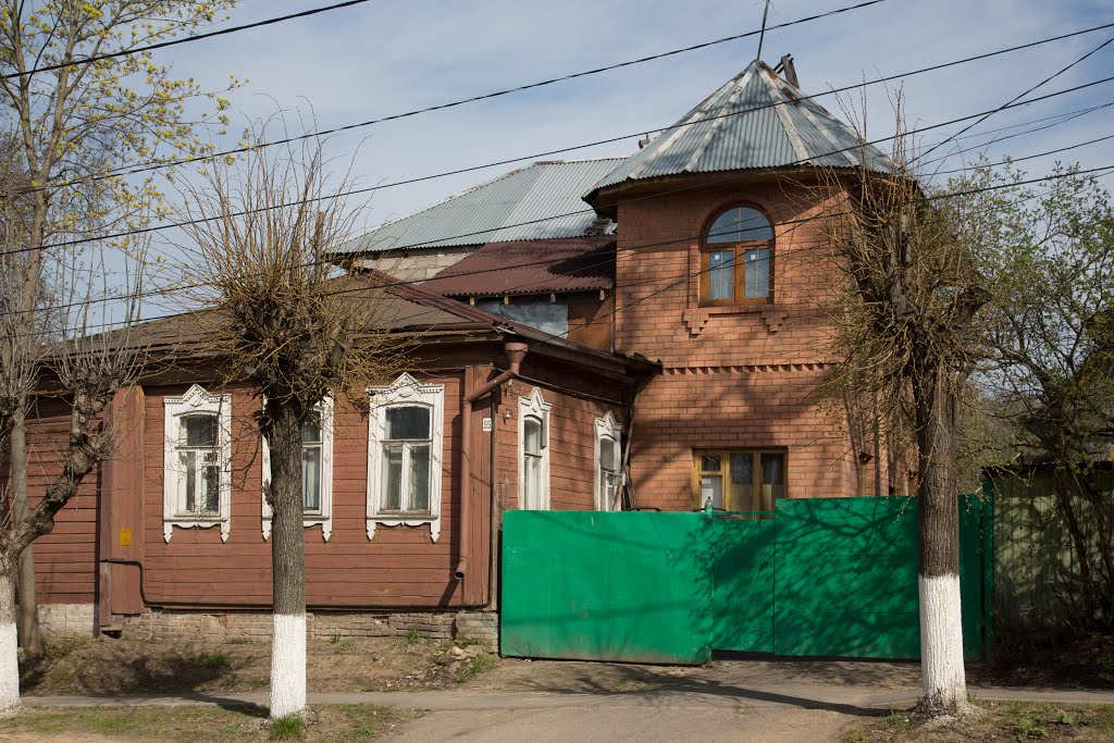 Дмитров: Хороша пристроечка...:)))