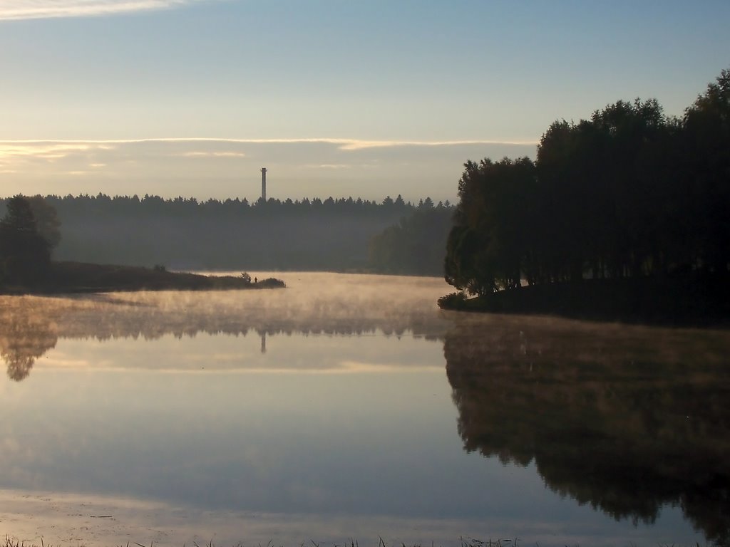 Moscow-Zelenograd. Autumn morning over The Big Town Pond. 2007-09-23