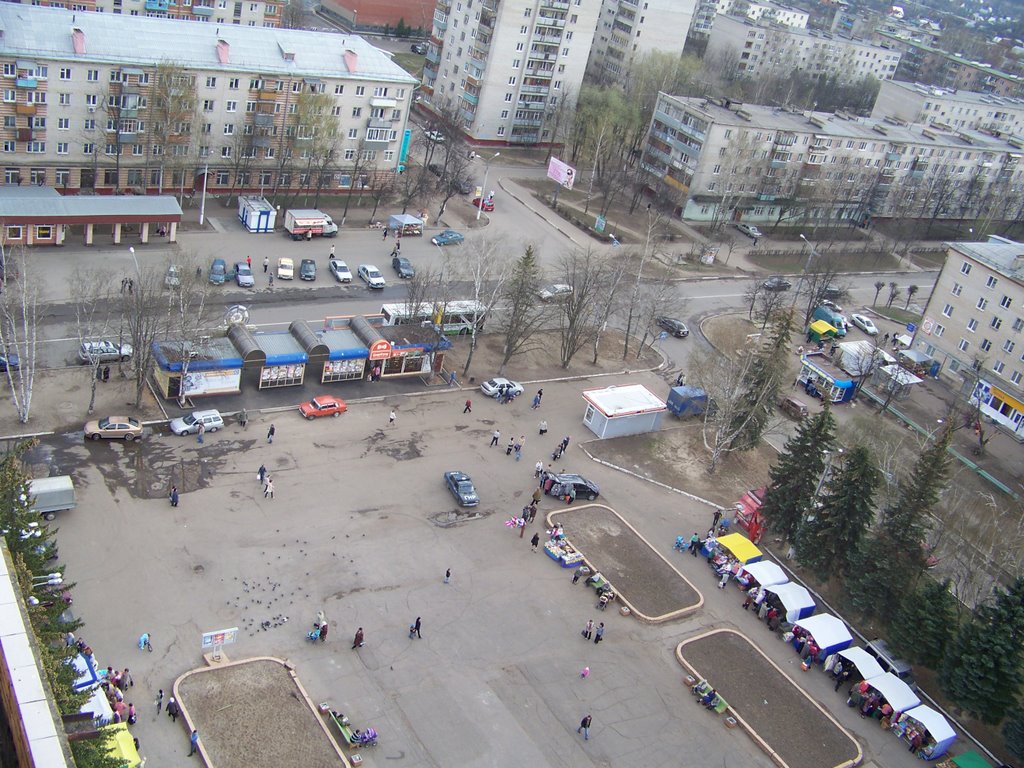 Октябрьская площадь