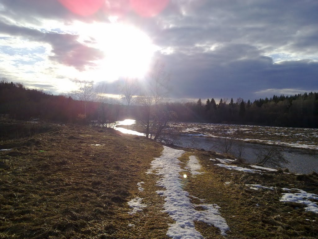 Река