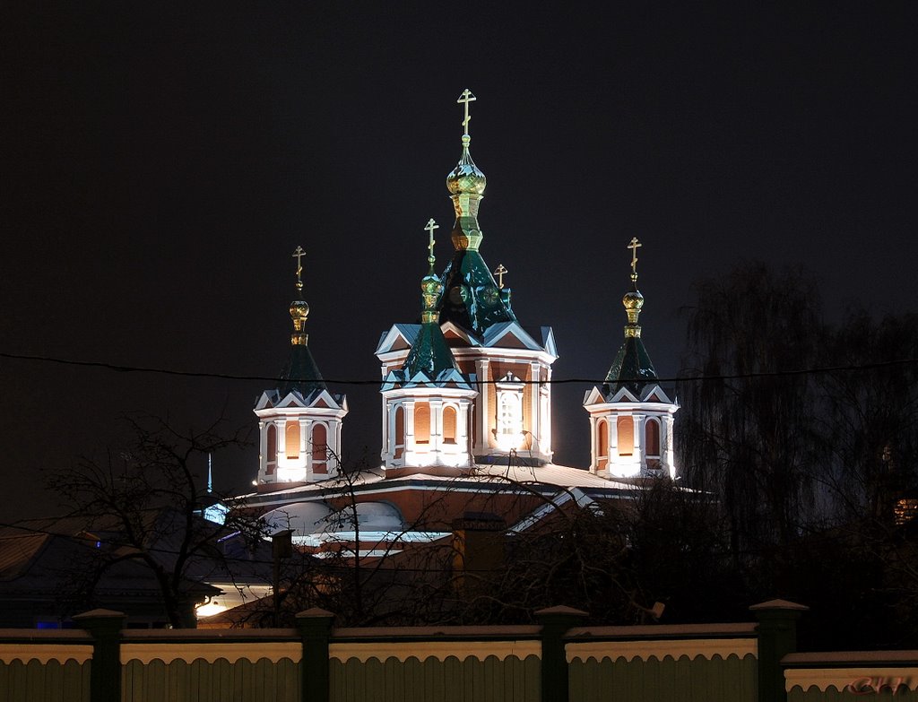 Коломна. Собор Воздвижения Креста Господня Брусенского монастыря ночью