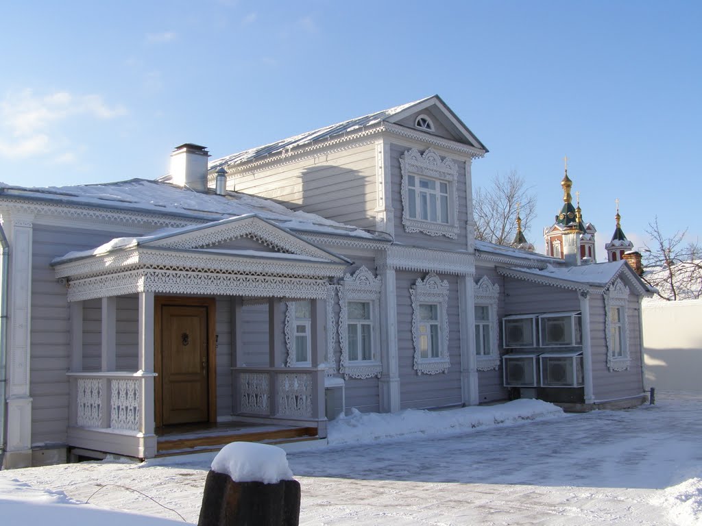 ул.Казакова, 10