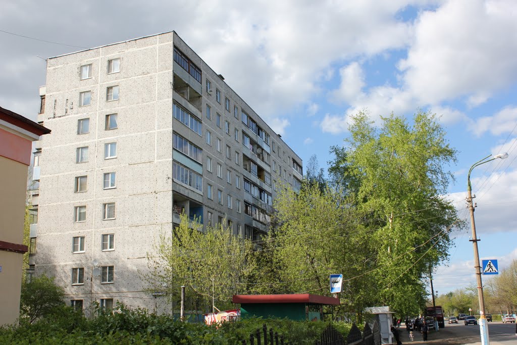 Октябрьская улица, 20