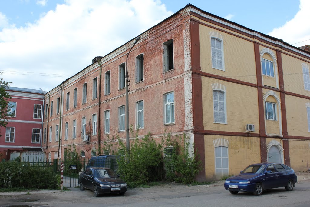 Ремонт фасада по-русски!