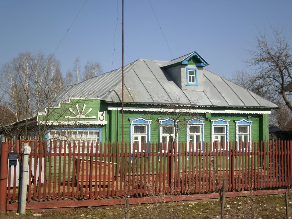 Green isba in Likino-Dulyovo