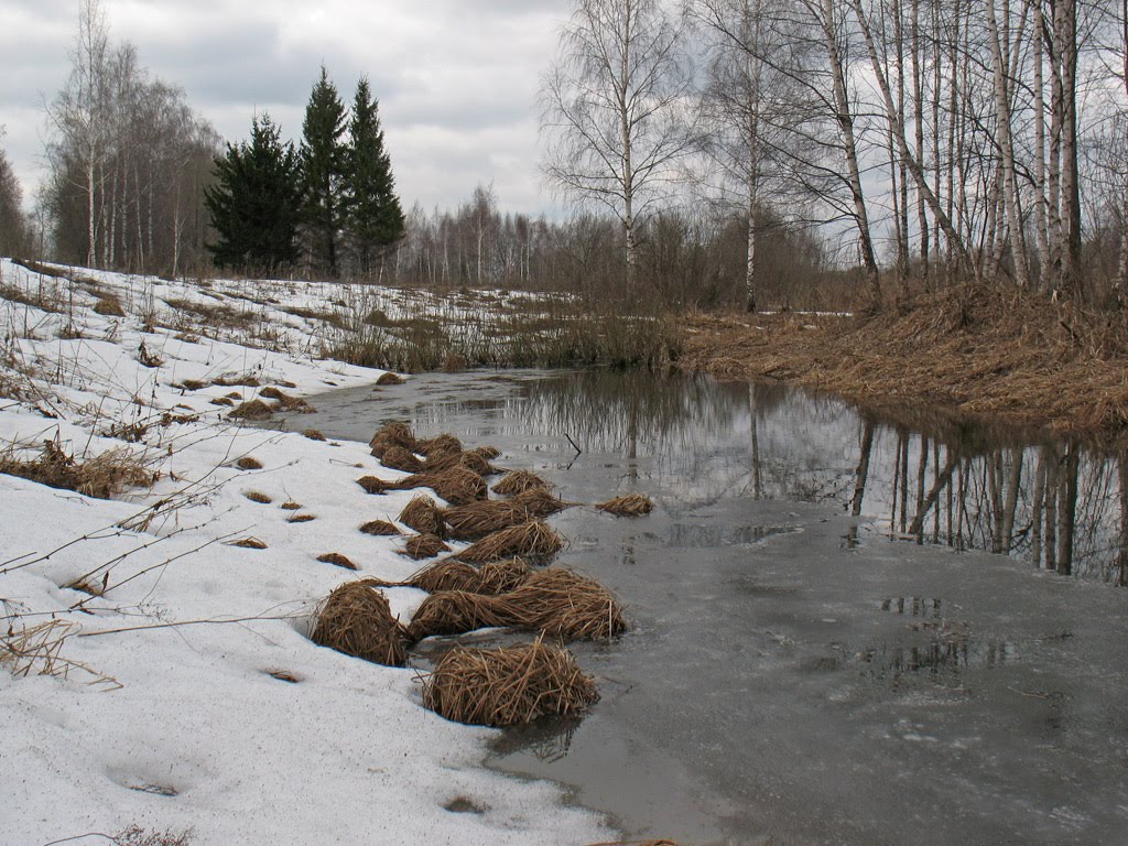 апрель
