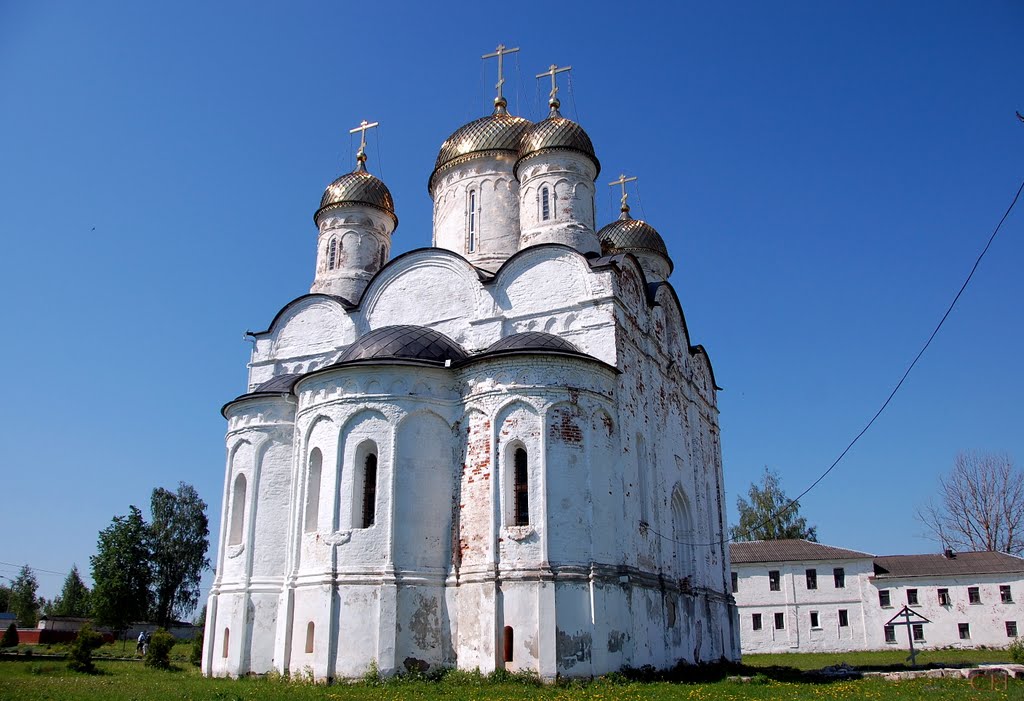 Можайск. Лужецкий Ферапонтов монастырь. Собор Рождества Богородицы