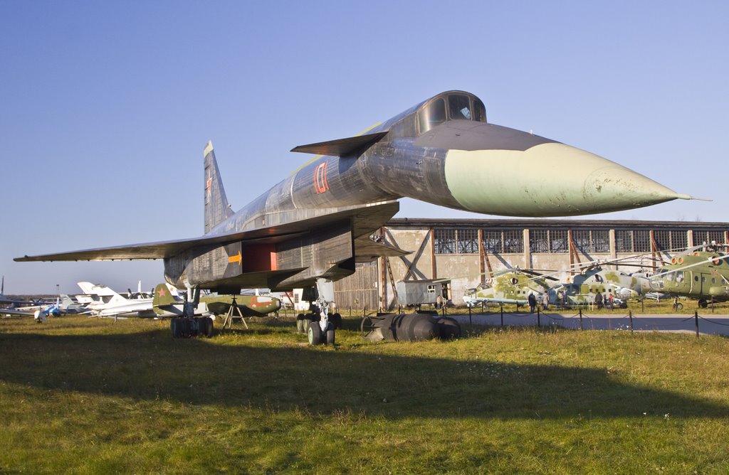 Monino, Central Air Force Museum, T-4 (Su-100), Nov-2008