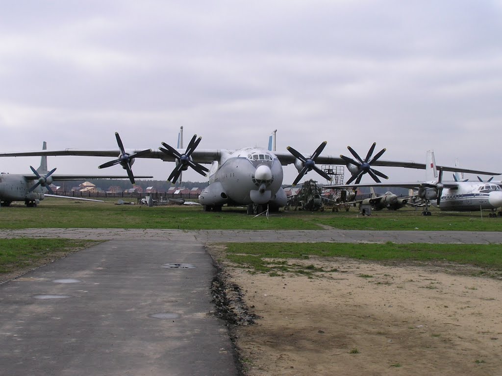 An-22