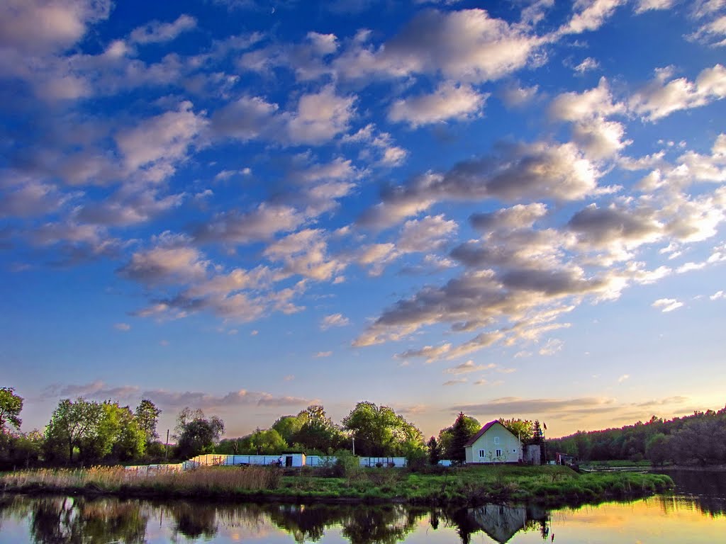 Quiet Evening on the River Klyazma 2