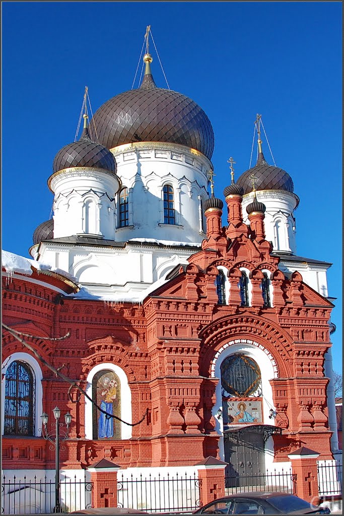 Ногинск. Церковь Тихвинской иконы Божией Матери (фрагмент)