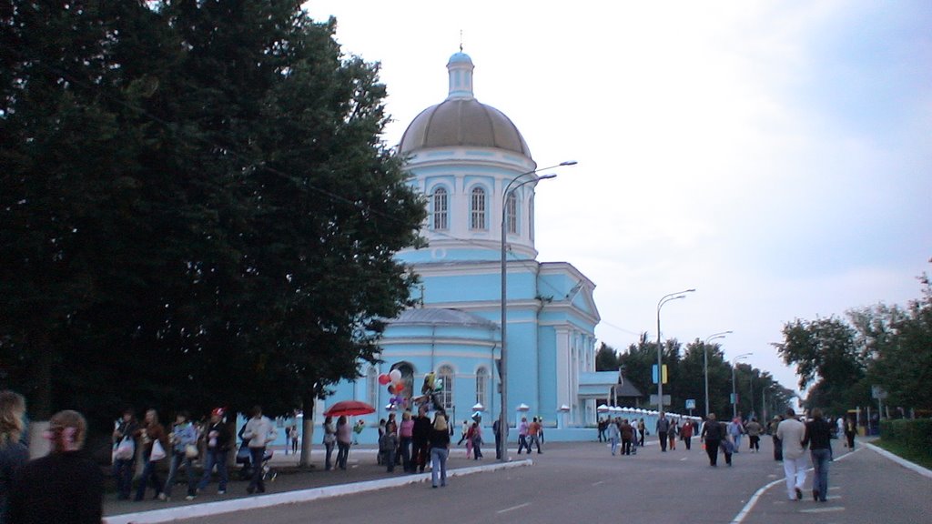 Храм на главной площади
