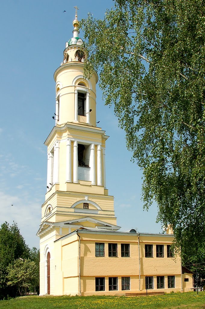 Павловский Посад. Церковь Воскресения Христова.