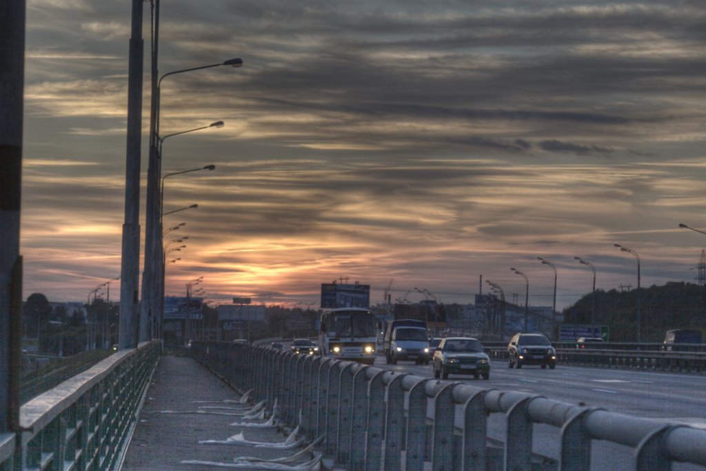 Мост на Новой Риге