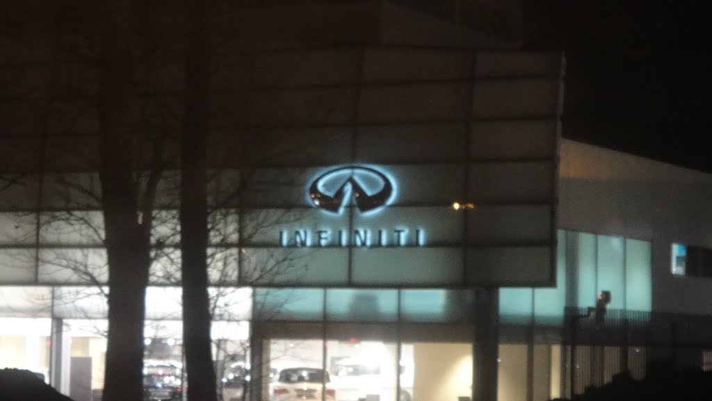 Infiniti Car retail Genser in Moscow