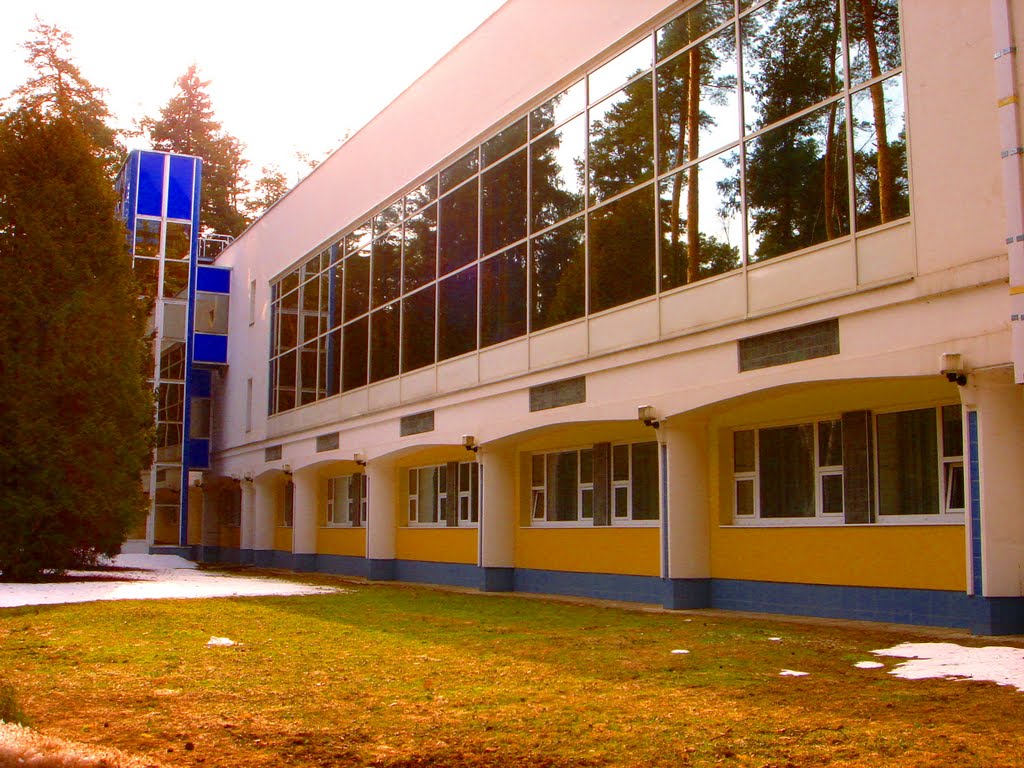 Бассейн
