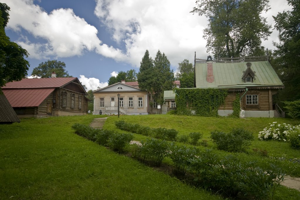 Abramtsevo, July-2008